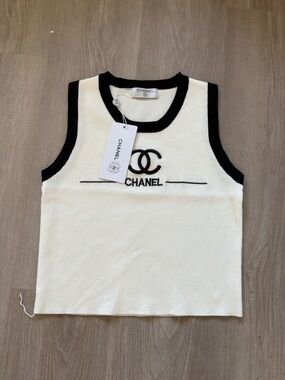 CHANEL Cream and Black Sleeveless Logo Knit Top